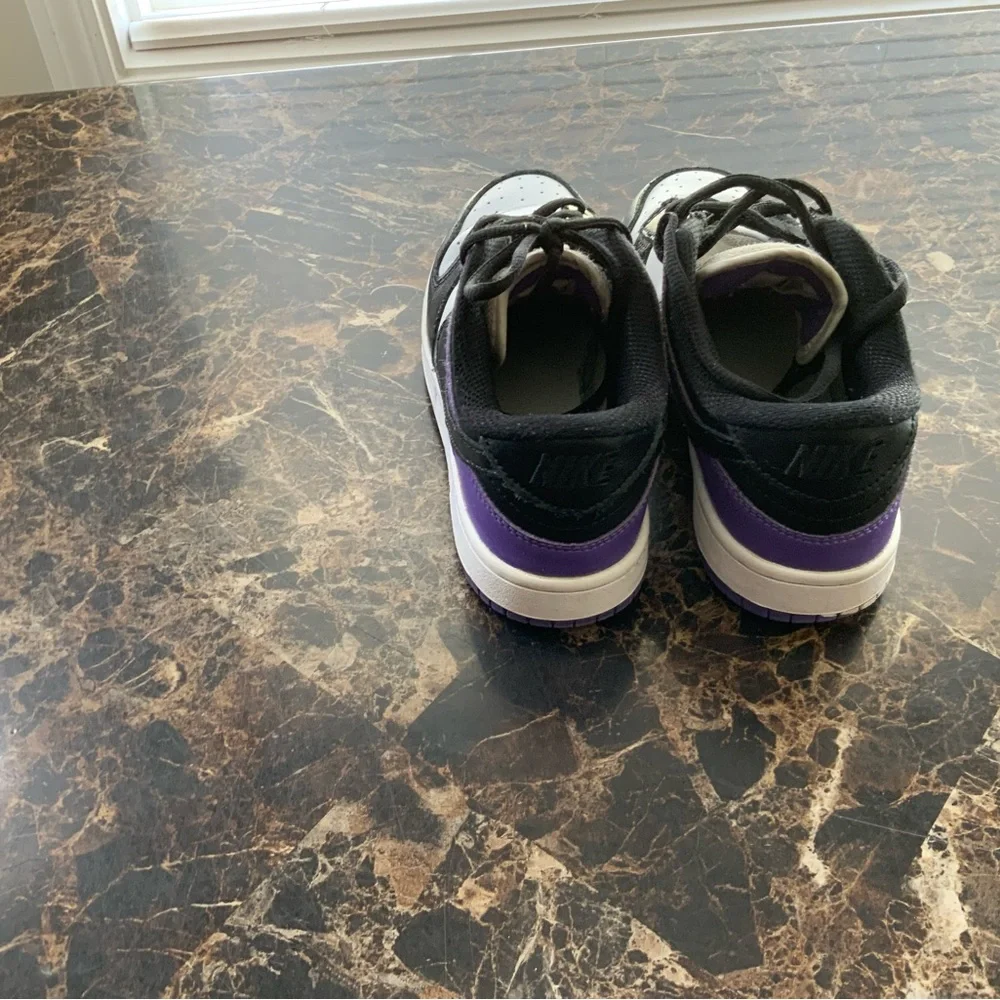 Nike Black and Purple Athletic Shoes - Picture 4 of 5